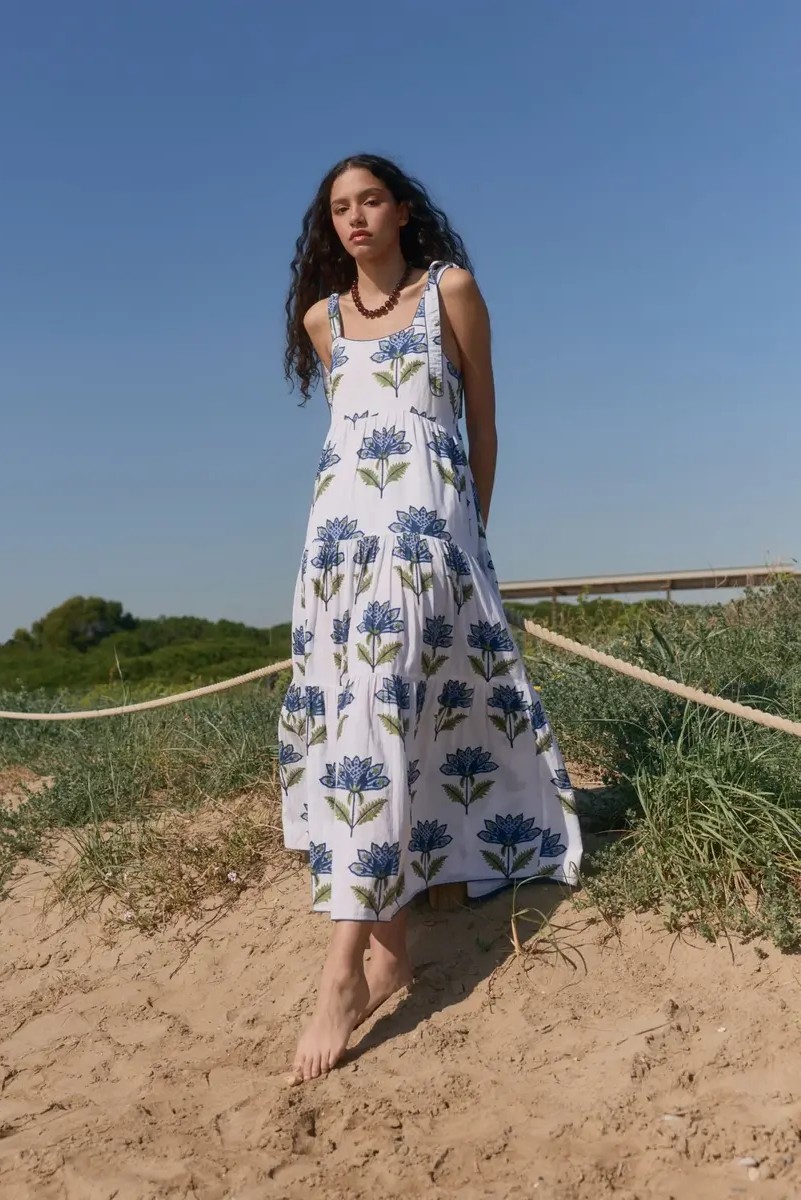 VESTIDO LARA AZURE FLORA COLOR BLANCO